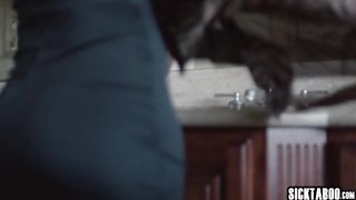 Big ass MILF Victoria Voxxx fucks big cock boyfriend while he recording her