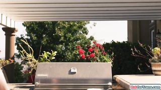 Shemale Gracie Jane anals ts Zariah Aura whos licking pussy