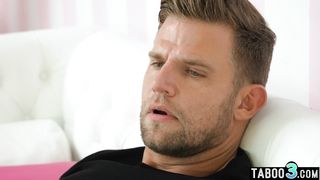 Petite redhead latina Veronica Leal loves double penetration on big dicks