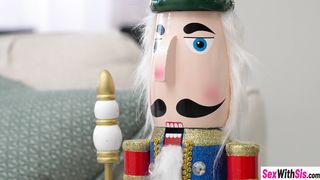 Teens Jill Kassidy and hot Xxlayna Marie are not here to help but to fuck