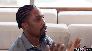 Sex therapist applies reverse psycology on her black client