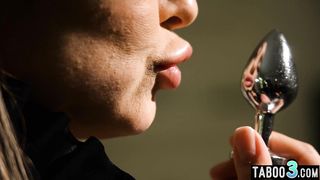 Big boobed latina MILF housewife Francys Belle ready to get fuck in the ass