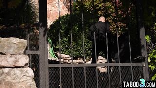 Big boobed latina MILF housewife Francys Belle ready to get fuck in the ass