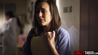 Panic nurse asked doctor for the help and big ass Latina used her nurse