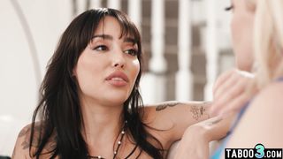 Lesbian latina Vanessa Sky taking care of her blonde MILF roommates pussy