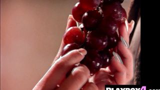 Big tits ebony Ida Ljungqvist and Latina MILF Maria Luisa Gil posed naked