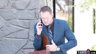 Lawyer walks in on big ass latina MILF client pleasuring herself