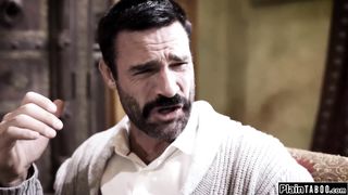 Milf shrink wants stepdaughter to fuck stepdad to get closer