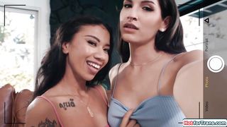 Latin tgirl Zariah Arau gets her big trans cock deepthroated