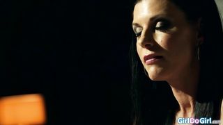 Latina Vanessa Veracruz got her hands on Indias stepdaughter