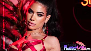 Nude latina teen pole dancer Lailah Kahlida introducing her flexible body