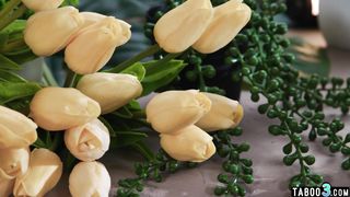 Blonde tranny Izzy Wilde fucking her latina GFs pretty face and pussy hard