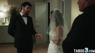 Petite MILF wife Penelope Reed has to say thanks for her father in law
