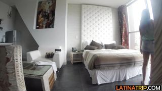 Twerking lessons for Colombian amateur MILF at his home